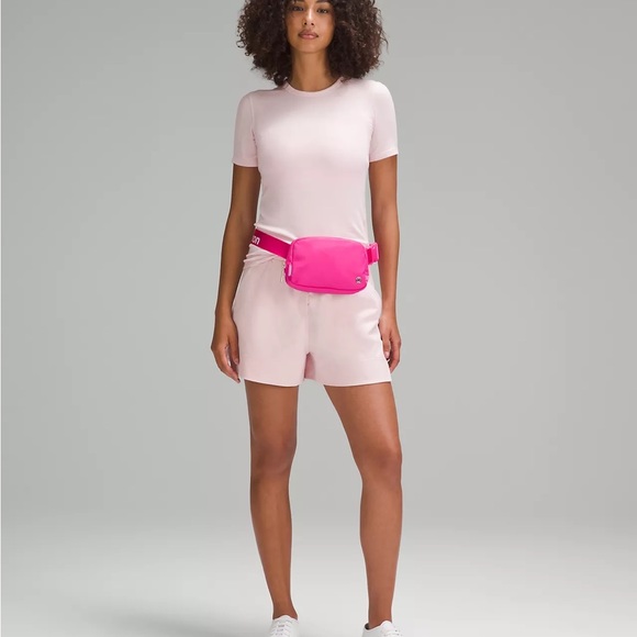 Lululemon Everywhere Belt Bag 1L- Sonic Pink/White - Picture 5 of 9